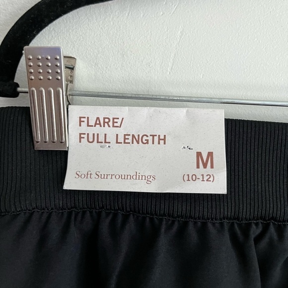 Soft Surroundings Black Athleisure Pull on Flare Slip Hem Full Length Pants - Picture 5 of 7